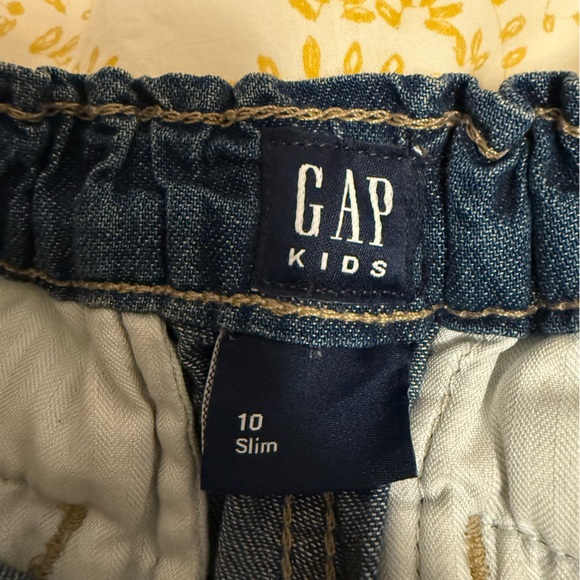 GAP Girls Blue Denim Shorts - Picture 4 of 6